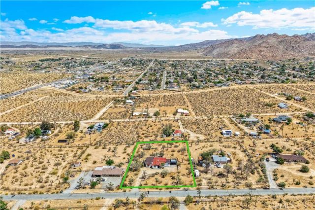 6685 Sunnyhill Road, Joshua Tree, CA 92252