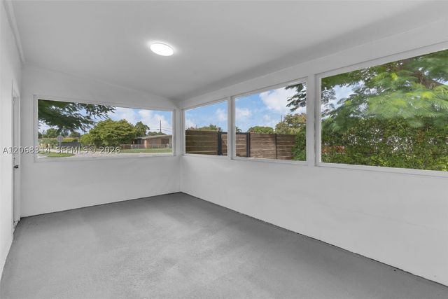 11445 SW 43rd Ter, Miami, FL 33165