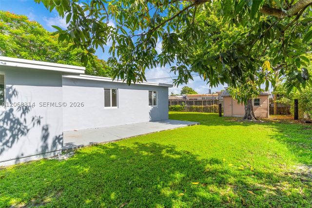 11445 SW 43rd Ter, Miami, FL 33165