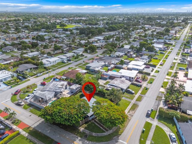 11445 SW 43rd Ter, Miami, FL 33165