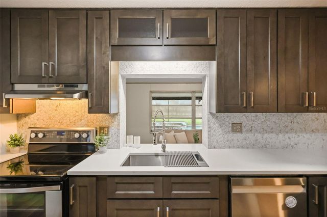 407 HERMITAGE DRIVE, Altamonte Springs, FL 32701