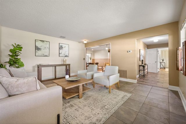 407 HERMITAGE DRIVE, Altamonte Springs, FL 32701