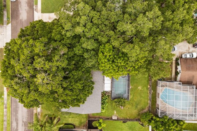 407 HERMITAGE DRIVE, Altamonte Springs, FL 32701