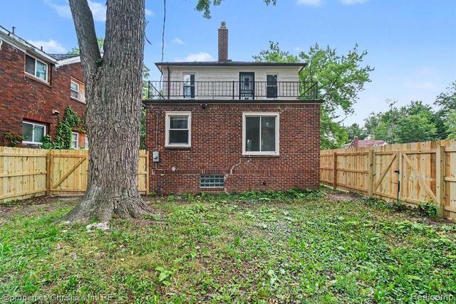 5911 Yorkshire Road, Detroit, MI 48224