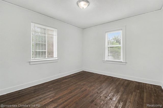 5911 Yorkshire Road, Detroit, MI 48224