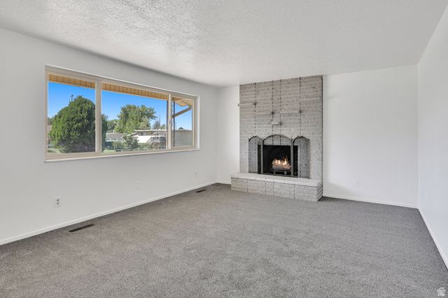846 W 2400 N, Clinton, UT 84015