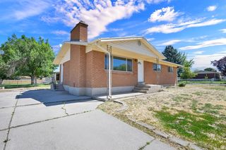 846 W 2400 N, Clinton, UT 84015