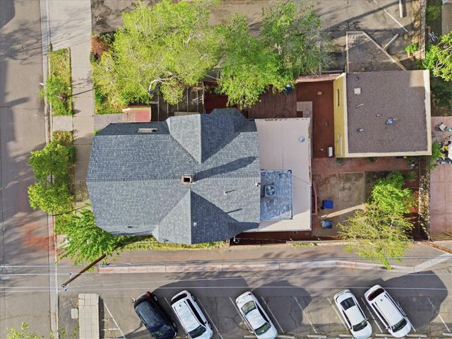 216 9th Street NW, Albuquerque, NM 87102