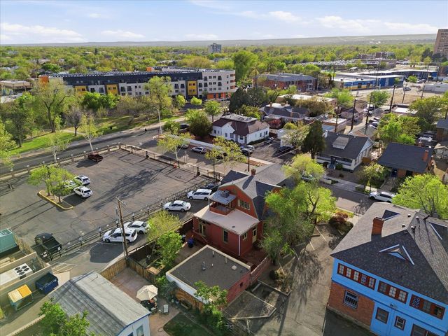 216 9th Street NW, Albuquerque, NM 87102