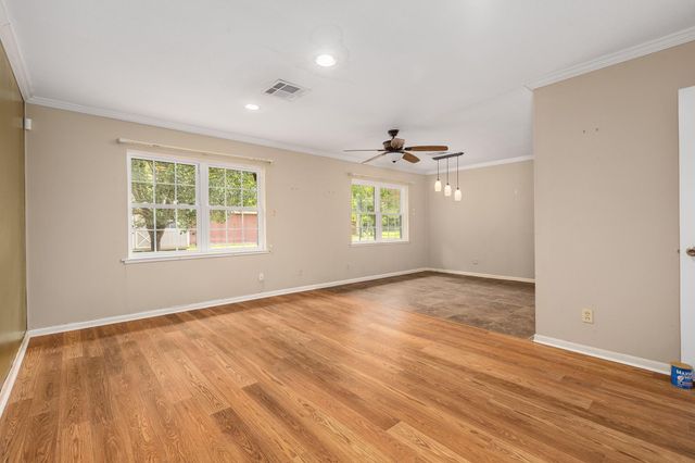 536 Wallisville Road, Liberty, TX 77575
