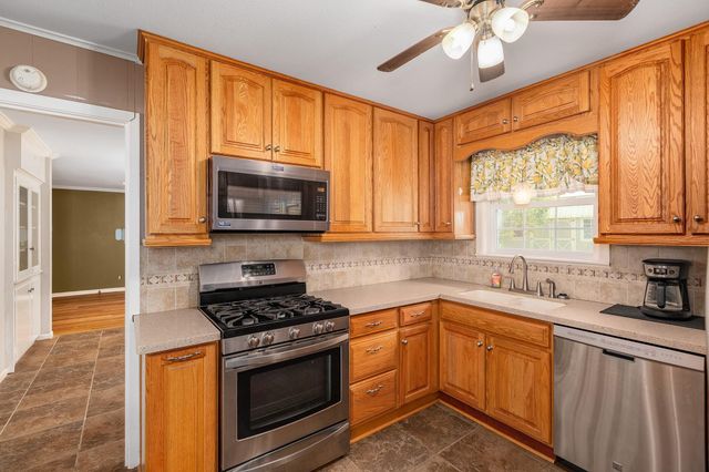 536 Wallisville Road, Liberty, TX 77575
