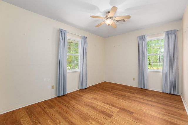 536 Wallisville Road, Liberty, TX 77575