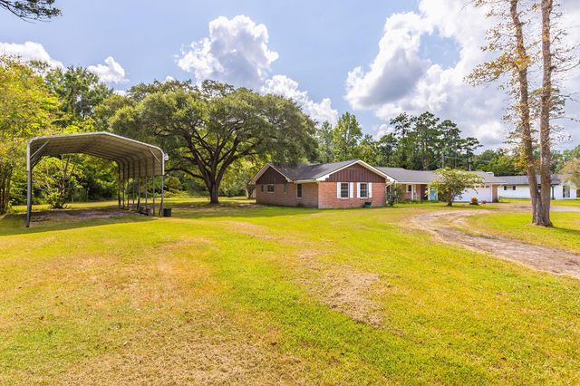 536 Wallisville Road, Liberty, TX 77575