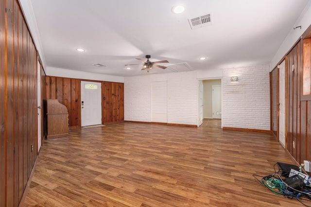 536 Wallisville Road, Liberty, TX 77575