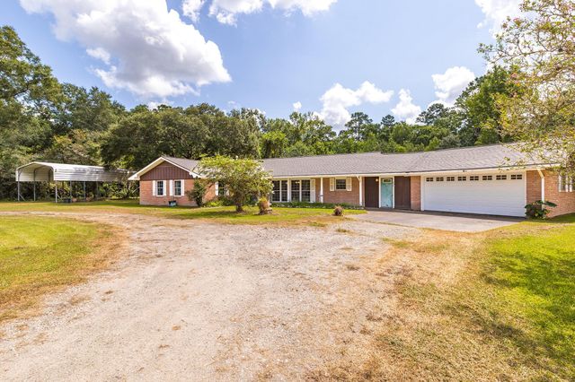 536 Wallisville Road, Liberty, TX 77575
