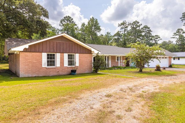 536 Wallisville Road, Liberty, TX 77575