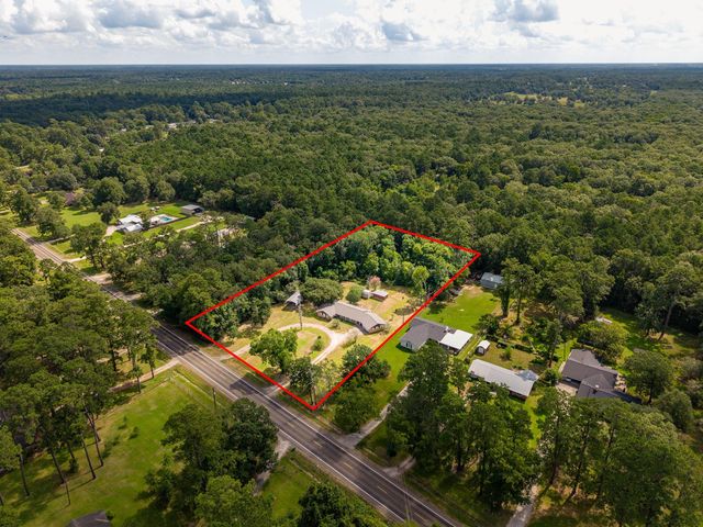 536 Wallisville Road, Liberty, TX 77575
