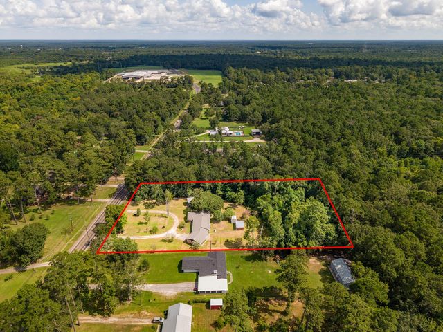 536 Wallisville Road, Liberty, TX 77575