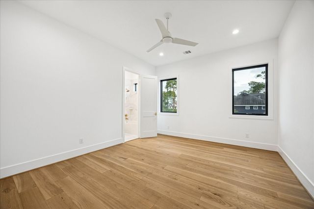 830 Azalea Street, Houston, TX 77018