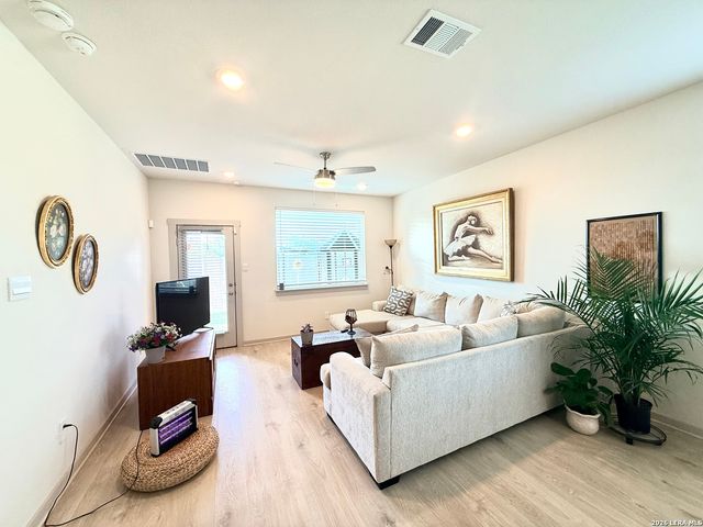 249 Ashford, San Marcos, TX 78666