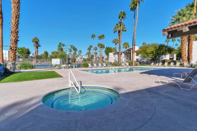 1050 E Ramon Road 3, Palm Springs, CA 92264