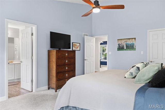 38 Eagle Spur Court, St Charles, MO 63303