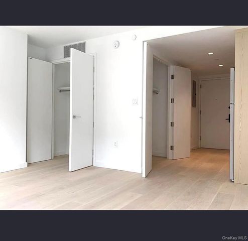 567 Ocean Avenue A-210, Brooklyn, NY 11226