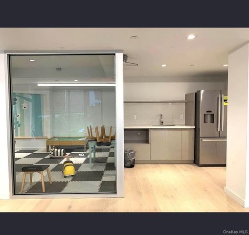 567 Ocean Avenue A-210, Brooklyn, NY 11226