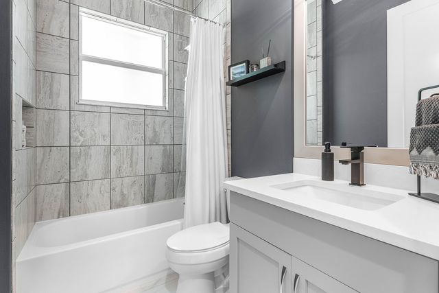 9663 Sterling Shores Street, Delray Beach, FL 33446