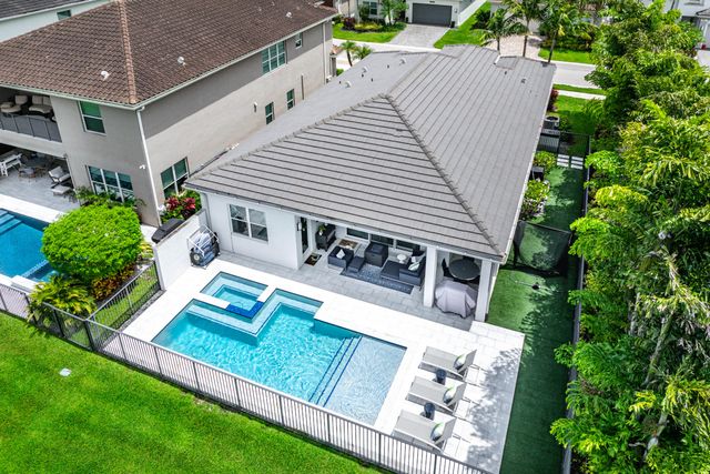 9663 Sterling Shores Street, Delray Beach, FL 33446