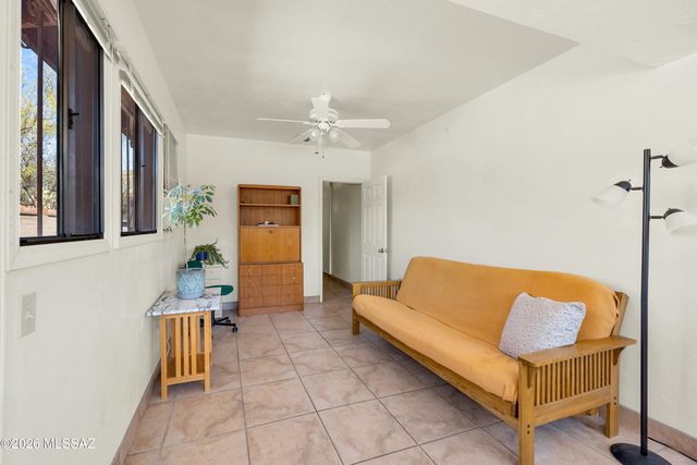 2825 E Arroyo Chico, Tucson, AZ 85716