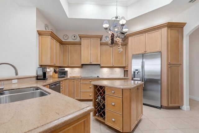 7218 MARLOW PLACE, University Park, FL 34201