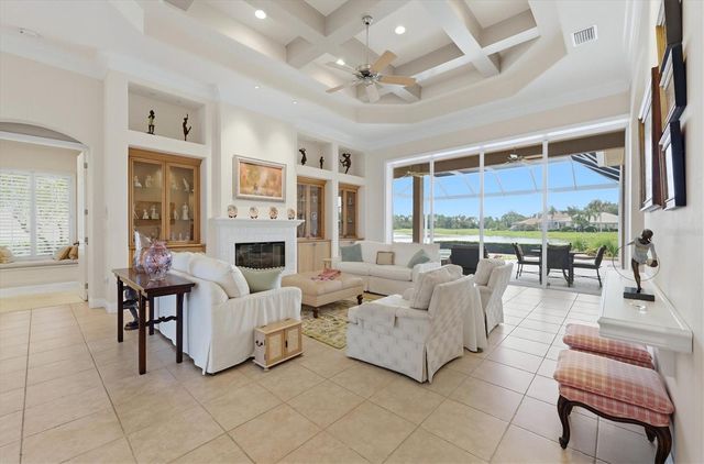 7218 MARLOW PLACE, University Park, FL 34201