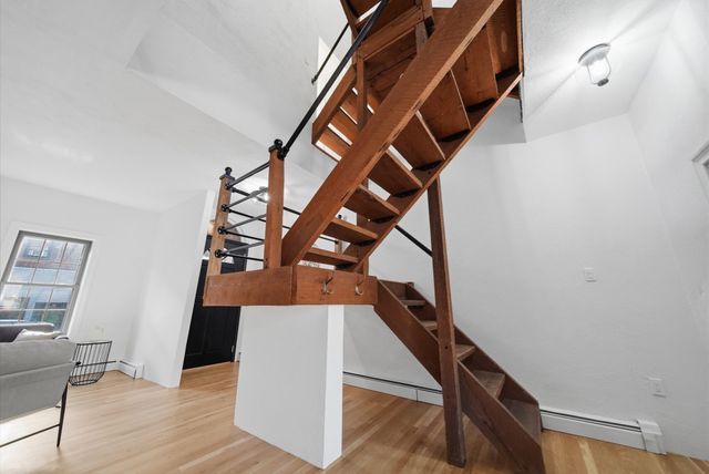 3 Medford St, Chelsea, MA 02150