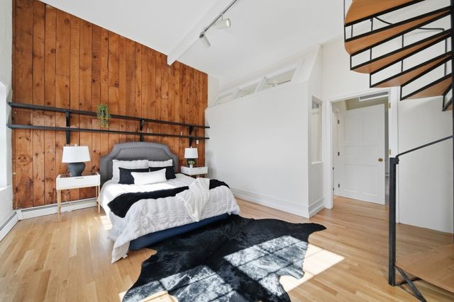 3 Medford St, Chelsea, MA 02150