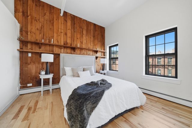 3 Medford St, Chelsea, MA 02150