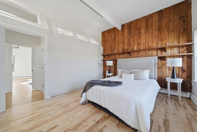 3 Medford St, Chelsea, MA 02150