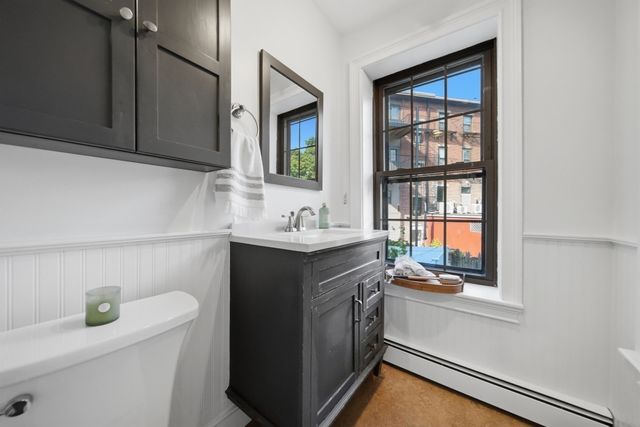 3 Medford St, Chelsea, MA 02150