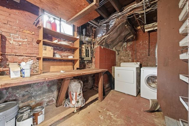 3 Medford St, Chelsea, MA 02150