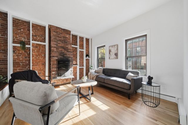 3 Medford St, Chelsea, MA 02150