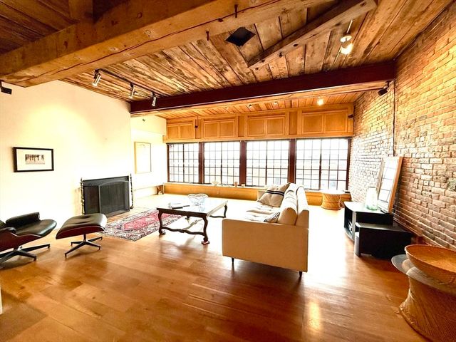 120 Fulton Street 5 C & D, Boston, MA 02109