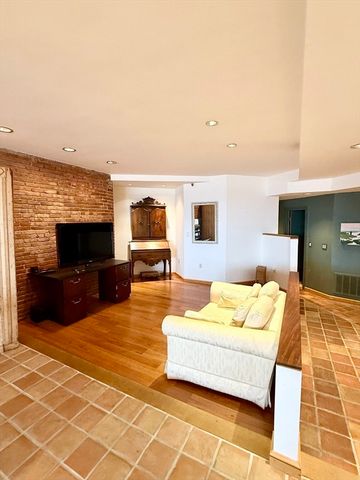 120 Fulton Street 5 C & D, Boston, MA 02109