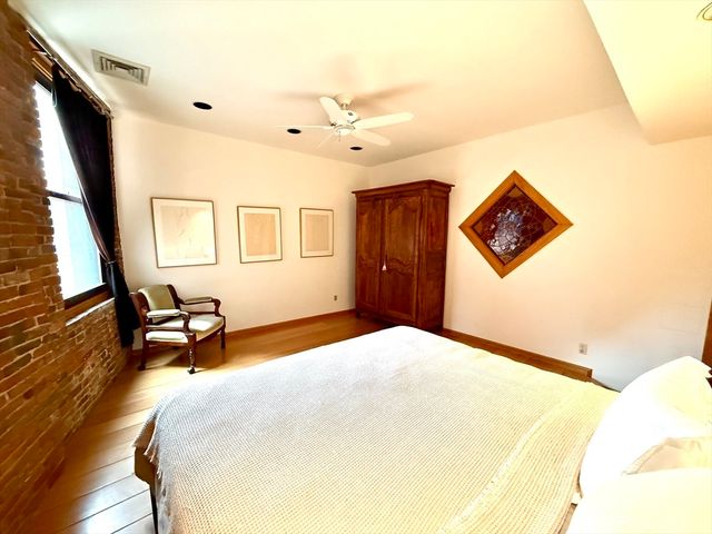 120 Fulton Street 5 C & D, Boston, MA 02109