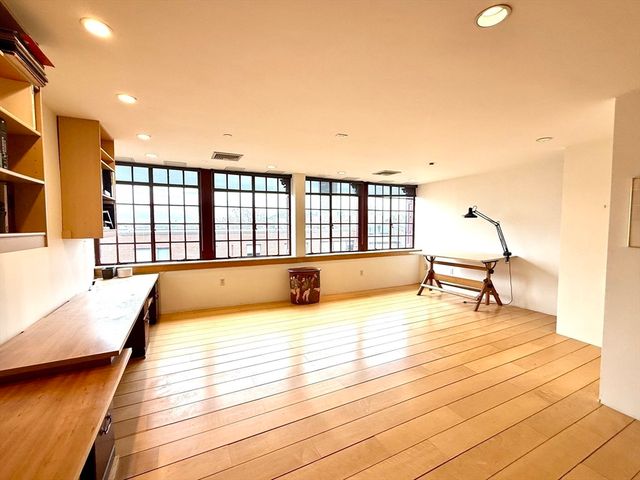 120 Fulton Street 5 C & D, Boston, MA 02109