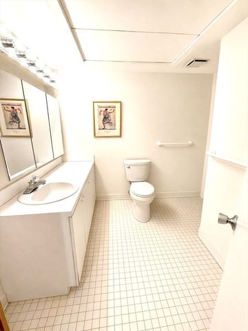 120 Fulton Street 5 C & D, Boston, MA 02109