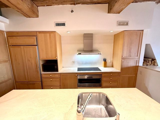 120 Fulton Street 5 C & D, Boston, MA 02109