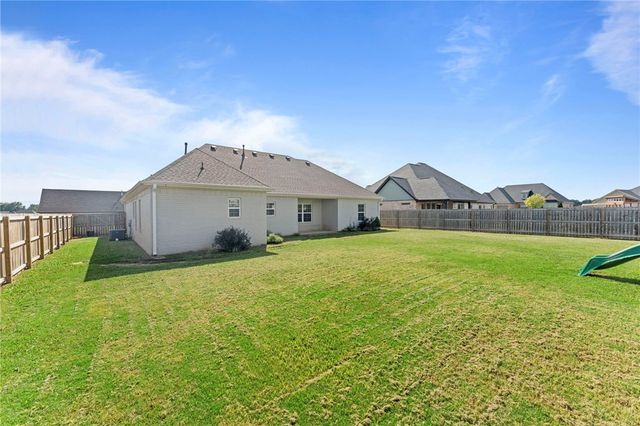 1342 Marcello Avenue, Tontitown, AR 72762