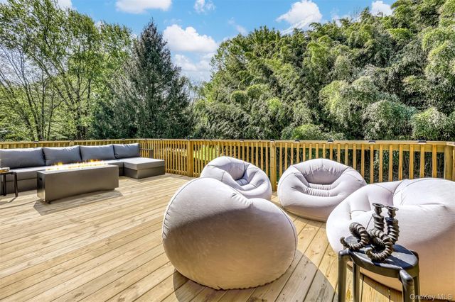 27 Hidden Valley Drive, Suffern, NY 10901
