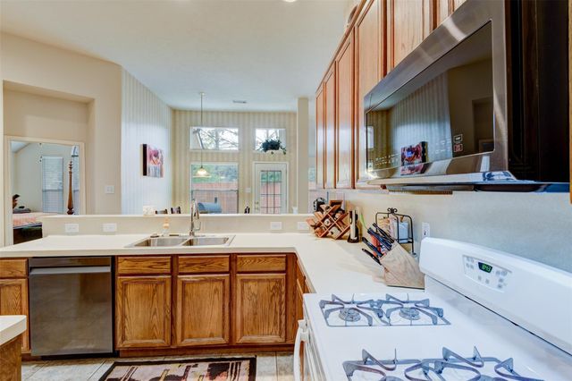 9022 Westwillow Drive, Houston, TX 77064