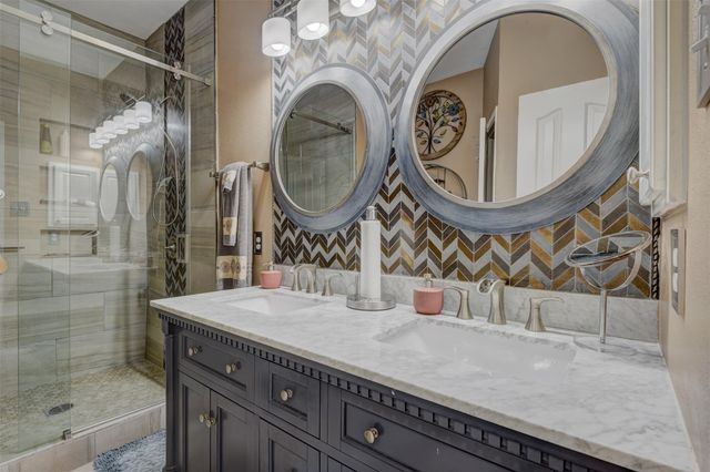 9022 Westwillow Drive, Houston, TX 77064